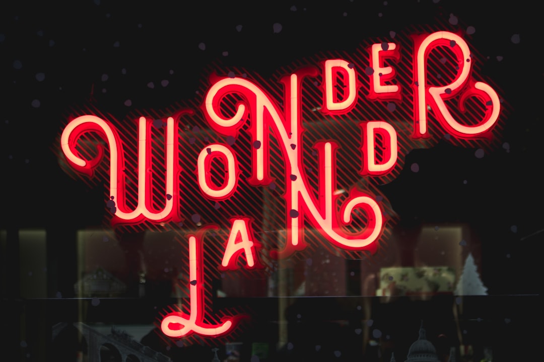 Photo Twisted Wonderland x Reader: - Fantasy world